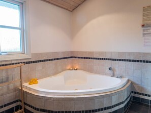 House | Spa treatment