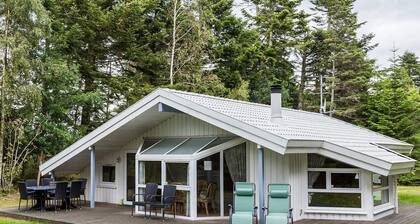 6 Person Holiday Home on a Holiday Park in Saltum