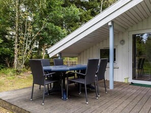 Balcony - 6 Person Holiday Home on a Holiday Park in Saltum (Saltum)