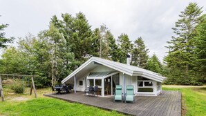 Exterior - 6 Person Holiday Home on a Holiday Park in Saltum (Saltum)