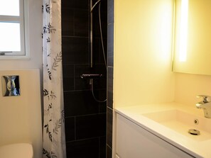 Shower - 8 Person Holiday Home on a Holiday Park in Løkken (Lokken)