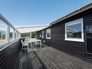 House | Outdoor dining - 6 Person Holiday Home in Fano (Fano)