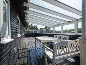 House | Outdoor dining - 6 Person Holiday Home in Fano (Fano)