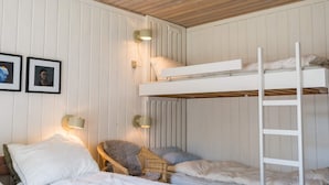 Room - 6 Person Holiday Home on a Holiday Park in Pandrup (Pandrup)