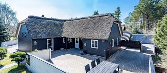 6 Person Holiday Home on a Holiday Park in Nørre Nebel