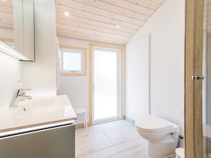 Shower - 6 Person Holiday Home on a Holiday Park in Nørre Nebel (Norre Nebel)