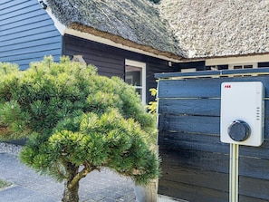 Exterior - 6 Person Holiday Home on a Holiday Park in Nørre Nebel (Norre Nebel)