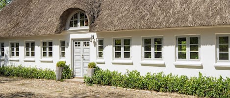 House | Exterior