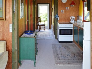 2 Schlafzimmer, individuell eingerichtet