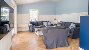 Living area - 10 Person Holiday Home in Blavand (Blavand)
