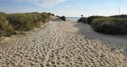 6 Person Holiday Home in Blavand