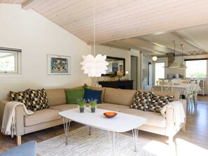 House | Living area - Charming Cottage in Rindby-by Traum (Fano)