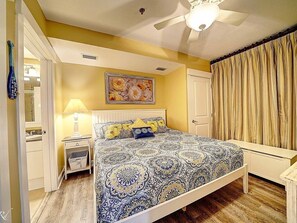 1 bedroom, iron/ironing board, WiFi, bed sheets - Grand Panama Resort Tower 2 Floor 2 Great Location 2beds/2baths (Panama City Beach)