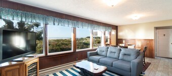 Beachfront! Walk the short path to the Beach, or enjoy the waves from the Deck