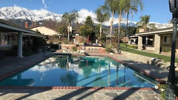 Alberca al aire libre