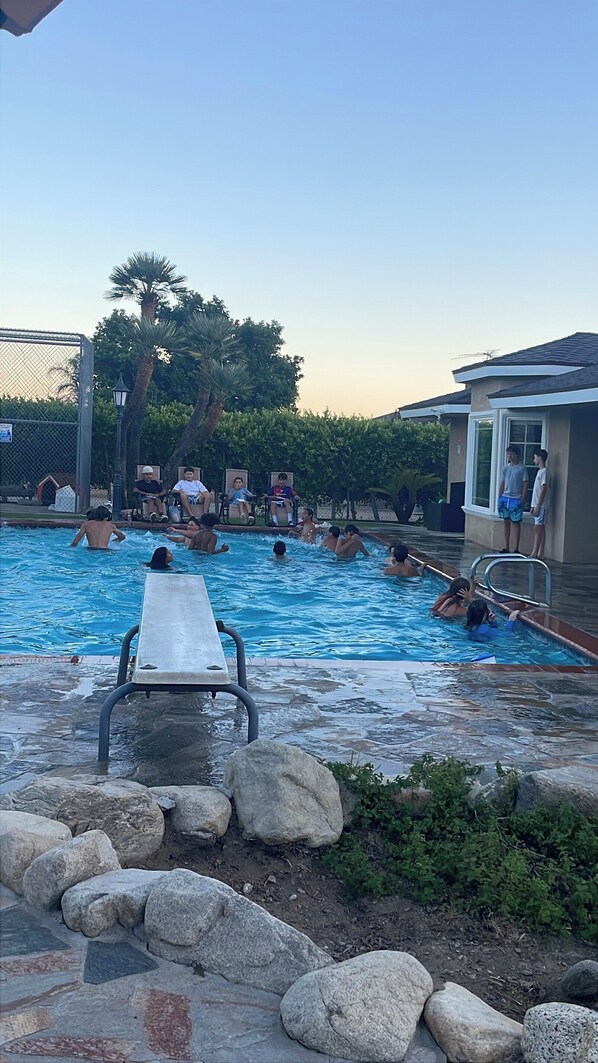 Udendørs pool