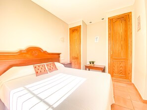 1 chambre, fer et planche Ă repasser, Wi-Fi gratuit