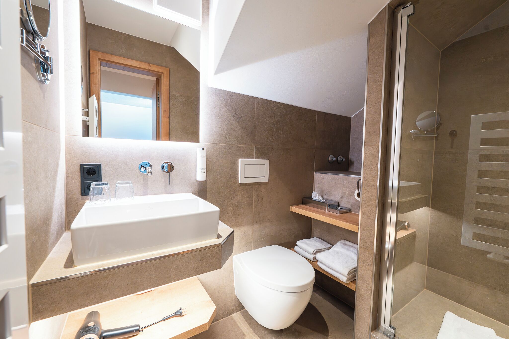 1 bedroom, in-room safe, desk, laptop workspace