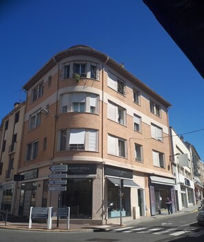 Esterni