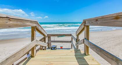 Luxury Beachside OASIS with Private Pool - Steps to private beach & restaurants