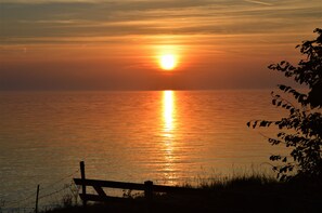 Beach nearby - Wonderful vacation home at the IJsselmeer (Warns)