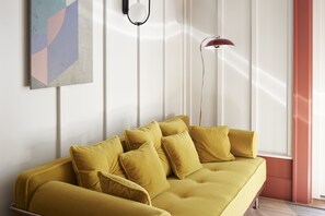Interior detail - Schwan Locke (Munich)