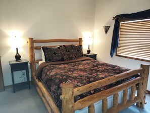 3 chambres, fer et planche à repasser, accès au Wi-Fi (inclus)