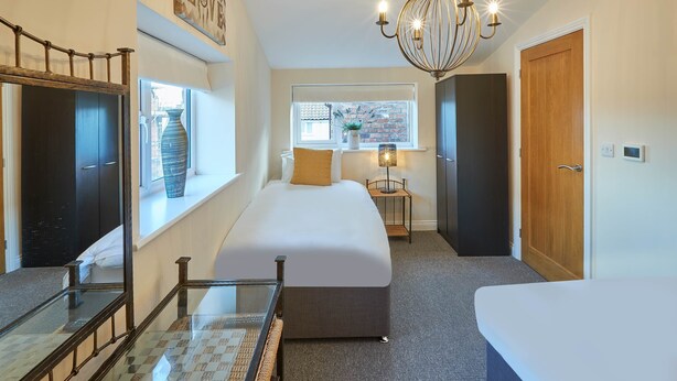 Maison | 3 chambres, literie de qualité supérieure, fer et planche à repasser