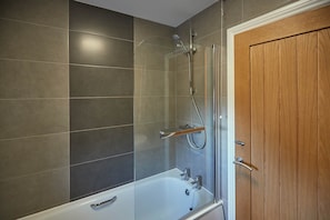 Bathroom - Sitwell Cottage (Scarborough)