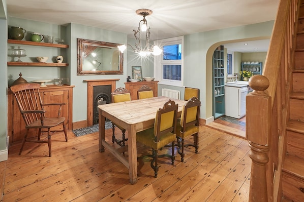House | Dining room