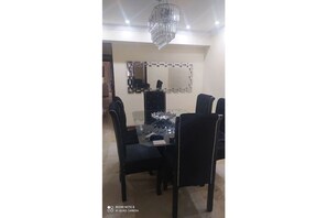 تناول الطعام