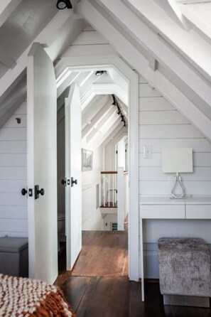 Interior - M3 at Saint Philip Square, One Block to King, Cozy Haven Perfect for Groups (Charleston)