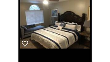 2 habitaciones, tabla de planchar con plancha, wifi y ropa de cama