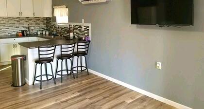 Washington Suite Sleeps 4