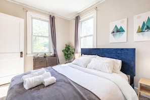 4 slaapkamers, een strijkplank/strijkijzer, wifi, beddengoed