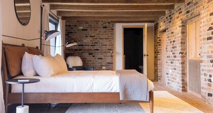 The Edelweiss Estate - Mountain Views