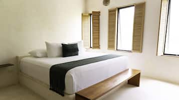 خزنة داخل الغرفة وواي فاي مجانًا وملاءات أسرّة