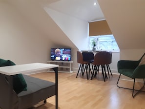 Apartamento standard, banheiro privativo (Top Floor) | Lounge