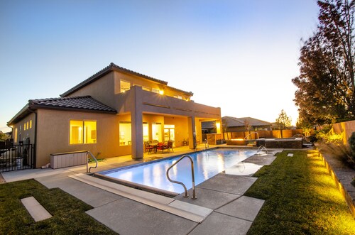 Sand Hollow 3370 | Private Pool, Hot Tub, Ping Pong, and near Sand Hollow Reservoir