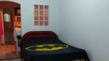 4 quartos, ferros/tábuas de passar roupa, Wi-Fi, roupa de cama