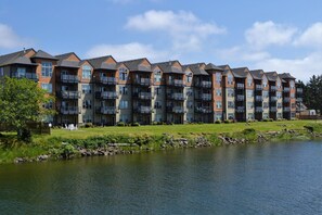 Apartment, Multiple Beds (1000 N Holladay #207) | Exterior - 1000 N Holladay #207 (Seaside)