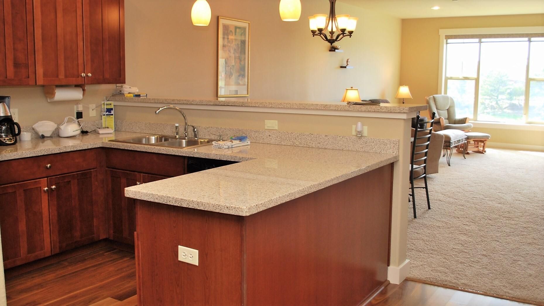 Apartment, Multiple Beds (1000 N Holladay #207) | Private kitchen | Spices, paper towels