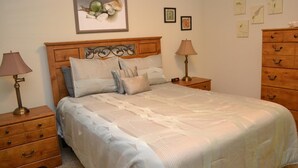 Room - 320 Necanicum #10 (Seaside)