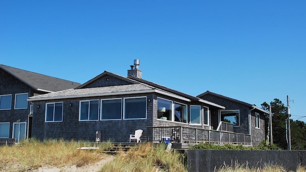 Unclassified image, 1 of 33, button - 1303 N Prom (Seaside)