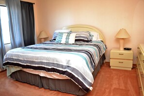 Apartment, Multiple Beds (ssbc #402) | 1 bedroom - Ssbc #402 (Seaside)