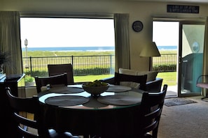 Apartment, Multiple Beds (ssbc #107) | Private kitchen | Spices, paper towels - Ssbc #107 (Seaside)