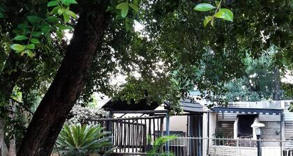 Private Guestrooms, 426Flowers street, Gezina,Pretoria