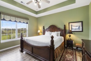 3 chambres, fer et planche à repasser, Wi-Fi gratuit, draps fournis
