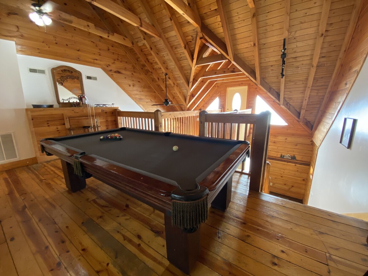 Photo 37 of On the trolly stop! Minutes to town 5 king rooms, game room & pet friendly