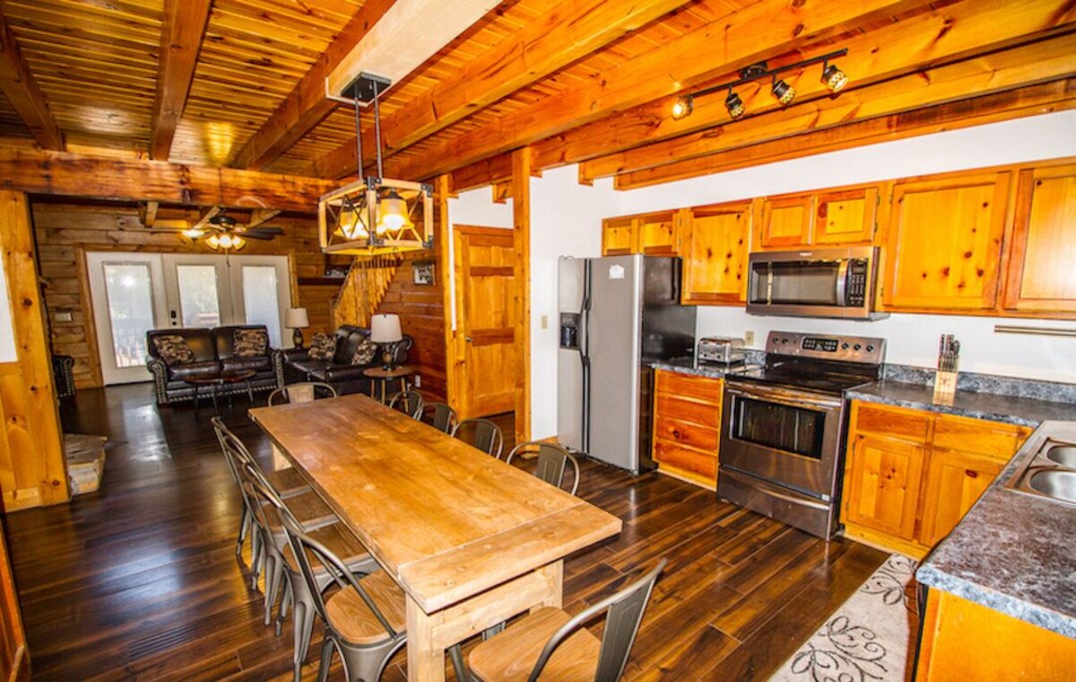 Photo 34 of On the trolly stop! Minutes to town 5 king rooms, game room & pet friendly